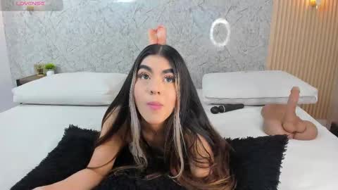 Anto online show from November 2025 08:21:01 PM