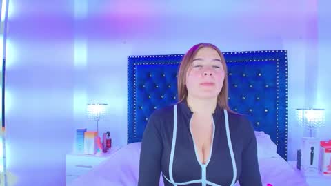 Antonella  online show from February 2026 11:43:02 AM