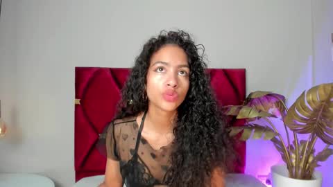 Snapshot of antonellahall_ chatting on September 2025 12:10:02 PM AntonellaHall online show from September 2025 12:10:02 PM