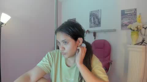 Snapshot of antonellakling_ chatting on January 2025 11:19:02 AM ANTONELLA online show from January 2025 11:19:02 AM