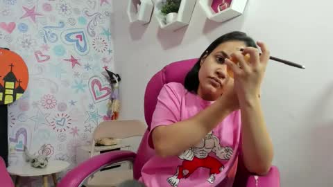 Snapshot of antonellakling_ chatting on October 2025 11:52:02 AM ANTONELLA online show from October 2025 11:52:02 AM