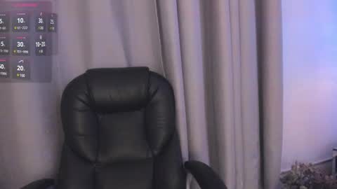 A N T O N E L L E  online show from January 2025 11:44:02 AM