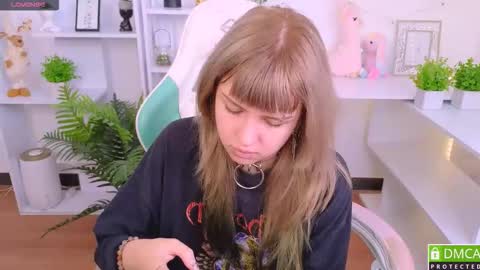 antonia_ferrero online show from September 2025 07:01:01 AM