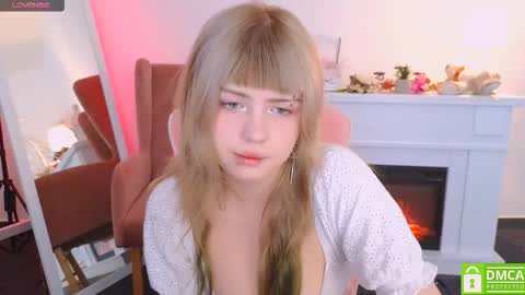 antonia_ferrero online show from September 2025 07:01:01 AM