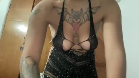Snapshot of antoniabloom chatting on January 2025 10:01:01 PM Antonia online show from January 2025 10:01:01 PM