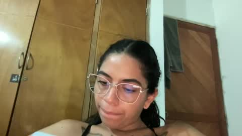 Snapshot of antoniabloom chatting on January 2025 03:09:02 AM Antonia online show from January 2025 03:09:02 AM