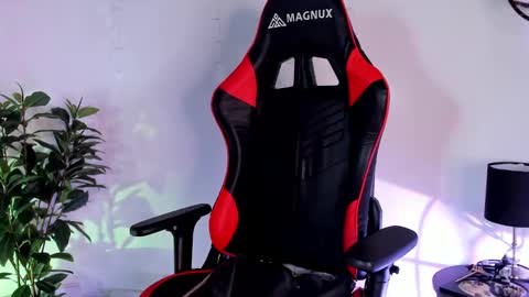 Antonia online show from February 2025 10:15:02 PM