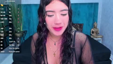 A N T O N I A online show from March 2026 11:33:02 AM