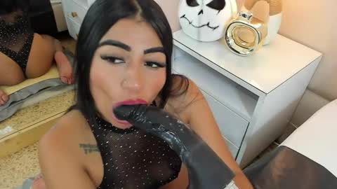 Snapshot of antoniaross chatting on October 2025 07:47:02 PM Antonia online show from October 2025 07:47:02 PM