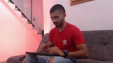 Hadez online show from February 2025 04:46:01 PM