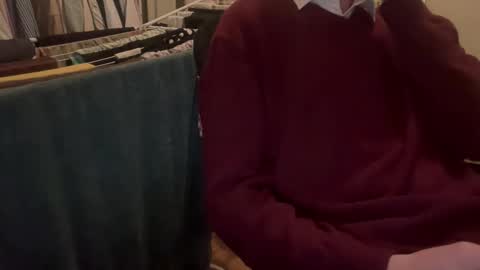 antoniooon online show from November 2025 07:56:02 PM