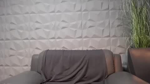 HI My name is Antonio online show from December 2024 11:19:02 PM