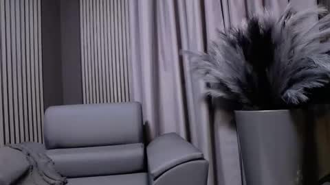 HI My name is Antonio online show from October 2025 07:00:01 PM