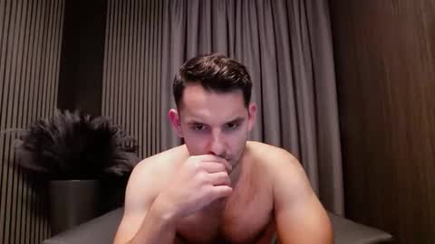 HI My name is Antonio online show from December 2025 08:15:02 PM