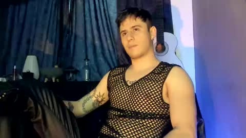 antonnello_ online show from November 2025 09:53:01 PM