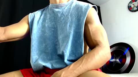 Instagram miguelangel1802  online show from November 2025 06:45:02 PM