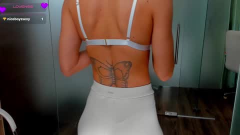 Anya online show from December 2024 03:19:02 PM