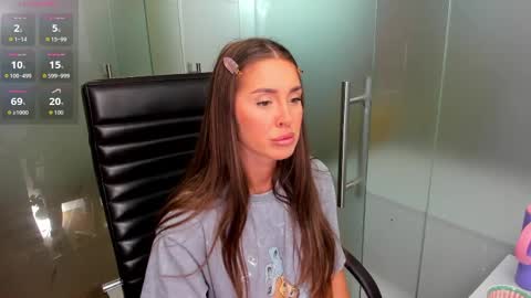 Snapshot of anyarayne chatting on May 2026 11:52:02 AM Anya online show from May 2026 11:52:02 AM