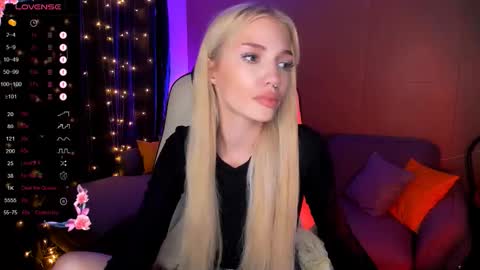 Anya online show from November 2025 08:25:01 AM