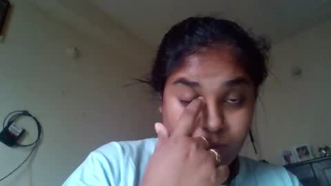 anydanyg online show from November 2025 10:47:01 AM