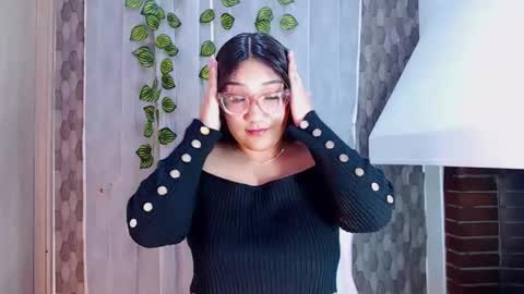 anyela_donecm online show from April 2026 07:54:01 PM