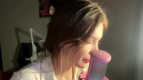 anytka12 online show from April 2026 05:03:01 PM