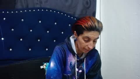 Snapshot of anyu_1306 chatting on January 2025 05:00:01 AM anyu online show from January 2025 05:00:01 AM