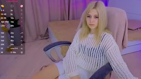 ApheliaStar online show from March 2026 03:42:01 PM