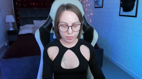 APHEX QUEEN online show from January 2025 01:05:02 PM