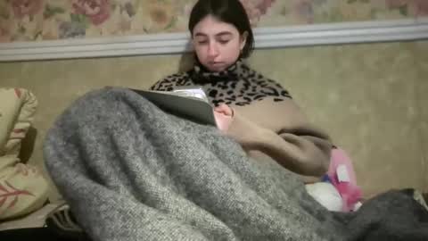 aphr0dite22 online show from April 2026 03:29:01 PM