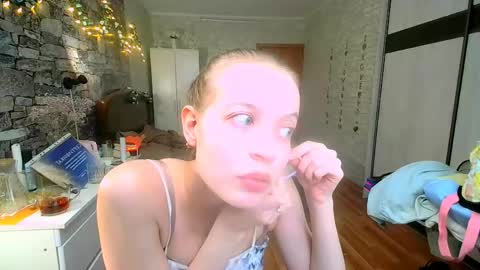 Snapshot of aphrodite_wow_ chatting on April 2026 01:48:02 PM Aphrodite online show from April 2026 01:48:02 PM
