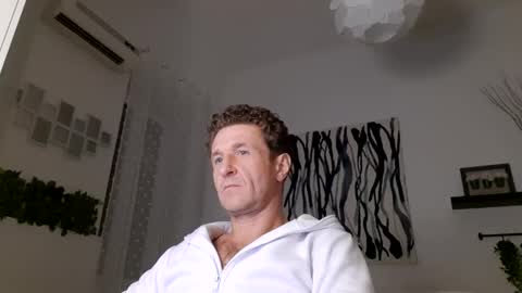 apollobest77 online show from January 2025 09:46:02 PM