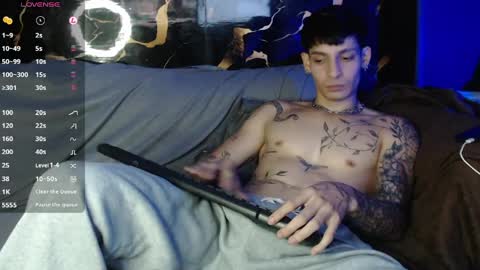 Snapshot of apolo01_ chatting on April 2026 12:00:01 AM Apolo online show from April 2026 12:00:01 AM