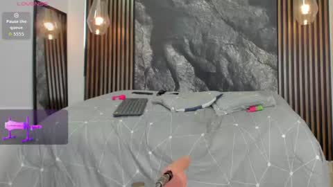 Snapshot of apolo_bianco_ chatting on June 2026 05:56:02 PM APOLO online show from June 2026 05:56:02 PM