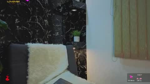 Apolo Lux  online show from January 2026 02:37:02 AM