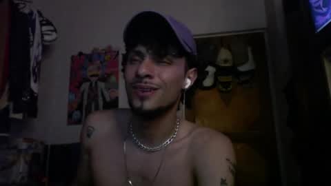 Snapshot of apolo_s chatting on May 2026 06:07:01 AM Andres online show from May 2026 06:07:01 AM
