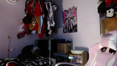 Snapshot of apolo_s chatting on May 2026 03:13:02 AM Andres online show from May 2026 03:13:02 AM