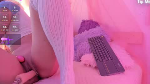 Lily online show from October 2025 10:40:02 PM