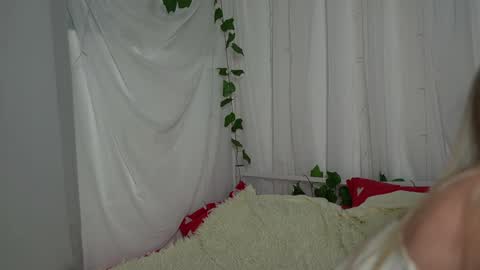  REYNA  my friend   online show from January 2025 03:04:01 PM