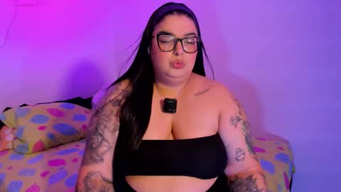 Maria online show from November 2025 11:37:01 PM