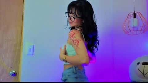 Snapshot of april_bennett chatting on April 2026 11:52:02 AM online show from April 2026 11:52:02 AM