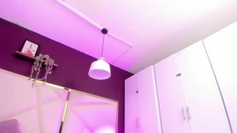 April online show from October 2025 12:03:01 PM