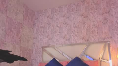 Snapshot of april_summer_ chatting on April 2026 09:26:01 PM Isabella online show from April 2026 09:26:01 PM