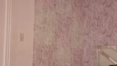 Snapshot of april_summer_ chatting on April 2026 10:38:01 PM Isabella online show from April 2026 10:38:01 PM