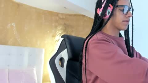 aprill_fox online show from February 2025 03:04:01 AM