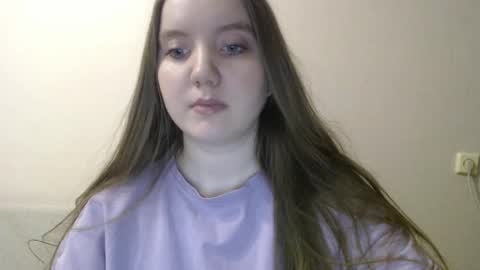 Josefin online show from February 2025 12:36:01 PM