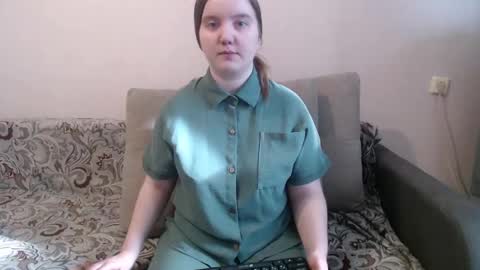 Josefin online show from March 2026 04:31:01 AM