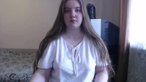 Snapshot of aquanarmin chatting on April 2026 06:49:01 AM Josefin online show from April 2026 06:49:01 AM