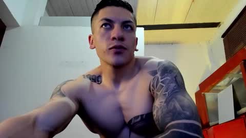 Jonathan online show from October 2025 09:25:02 PM