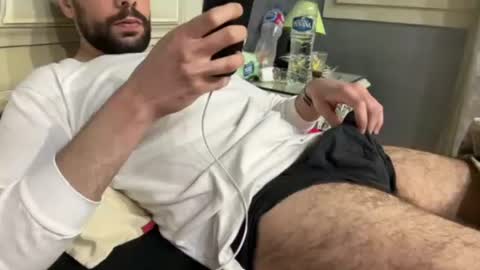 Snapshot of arabman991 chatting on February 2025 01:00:01 AM Egyptian Man online show from February 2025 01:00:01 AM